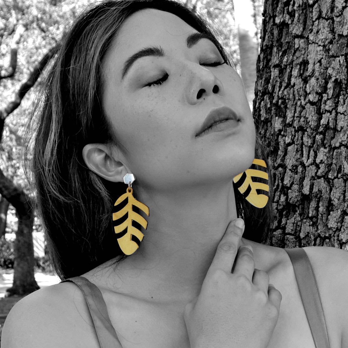 Onyx & Wolf Gold Leaf Earrings