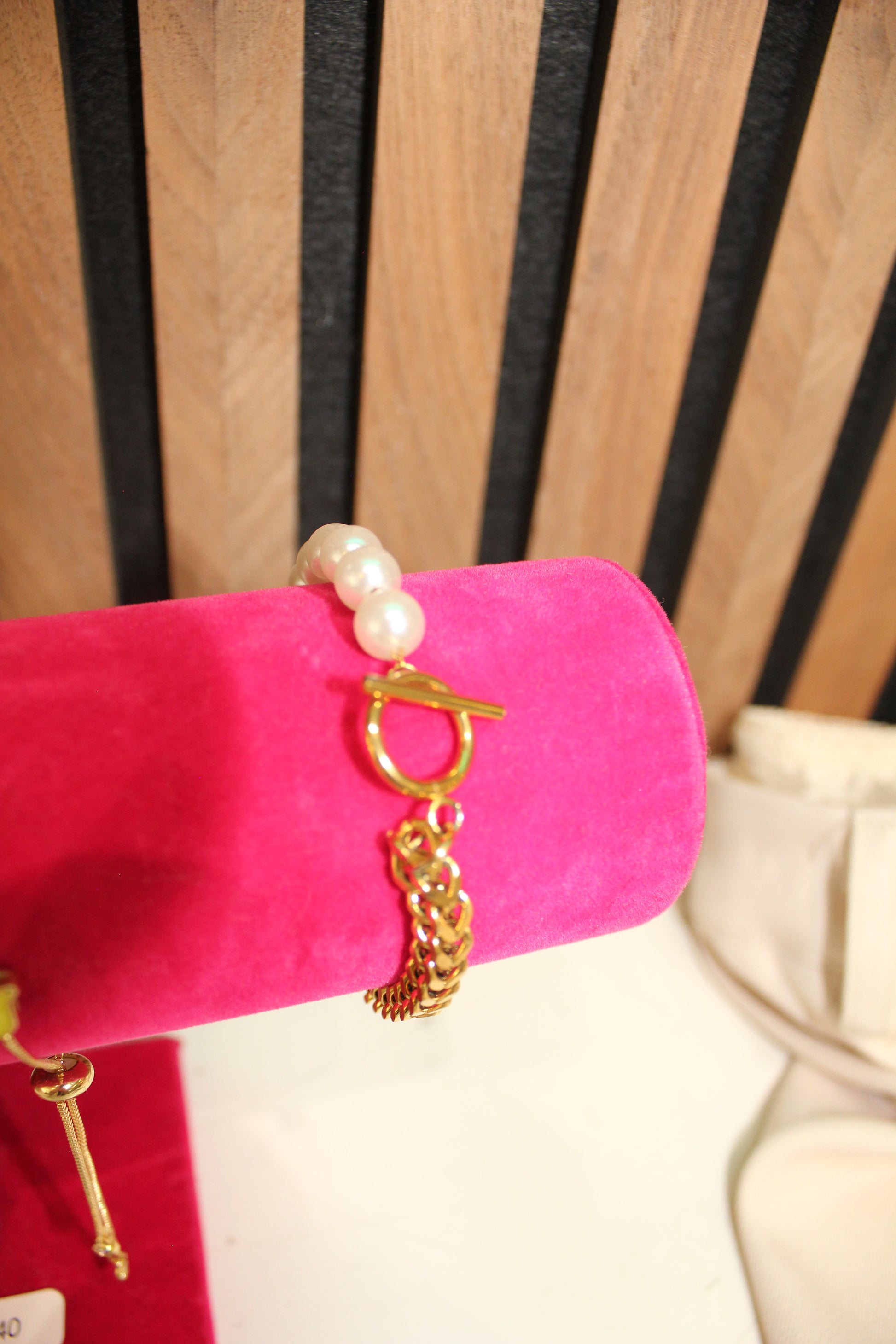 Pearl & Chain Toggle Bracelet