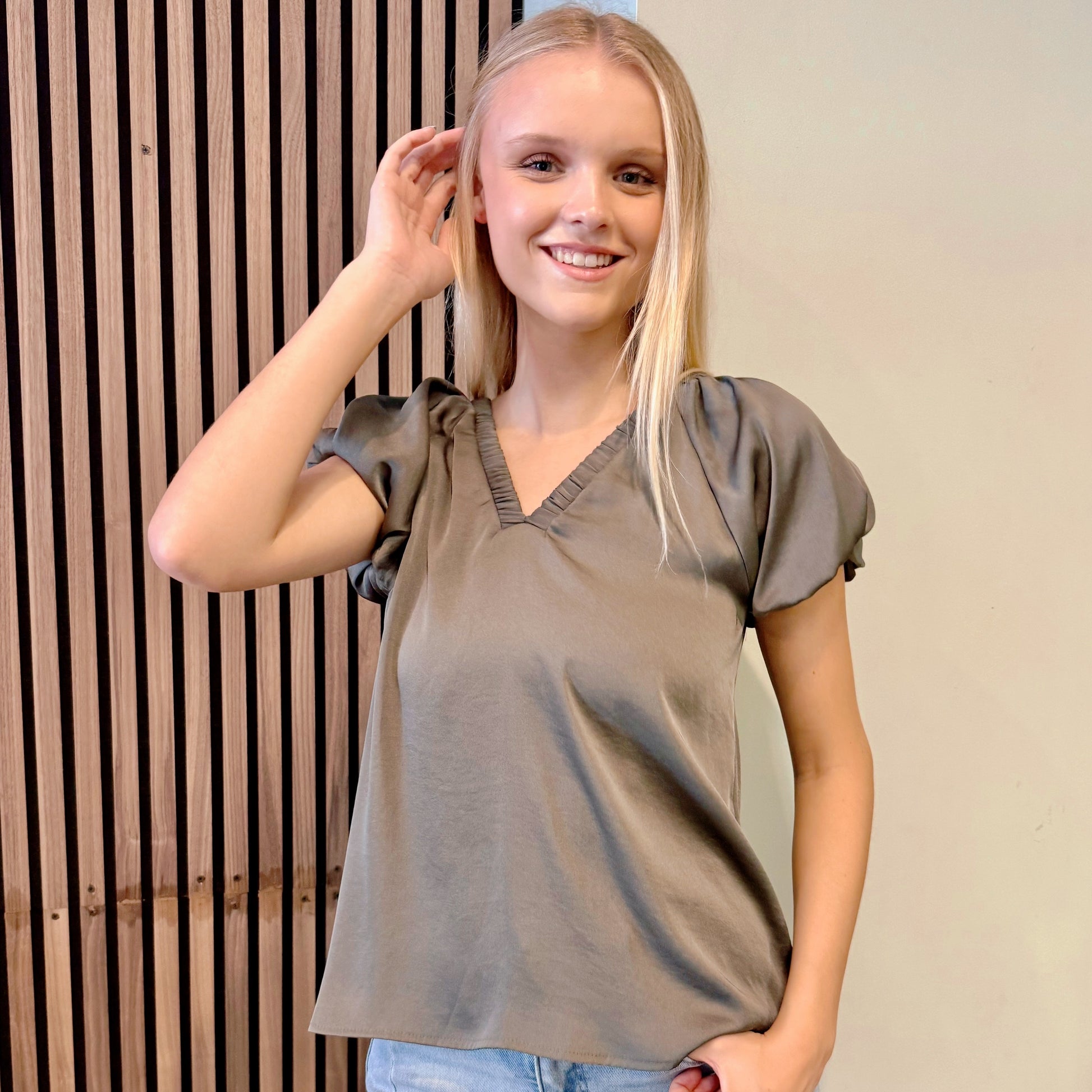 Washed Poly Silk Elastic Necklane Top