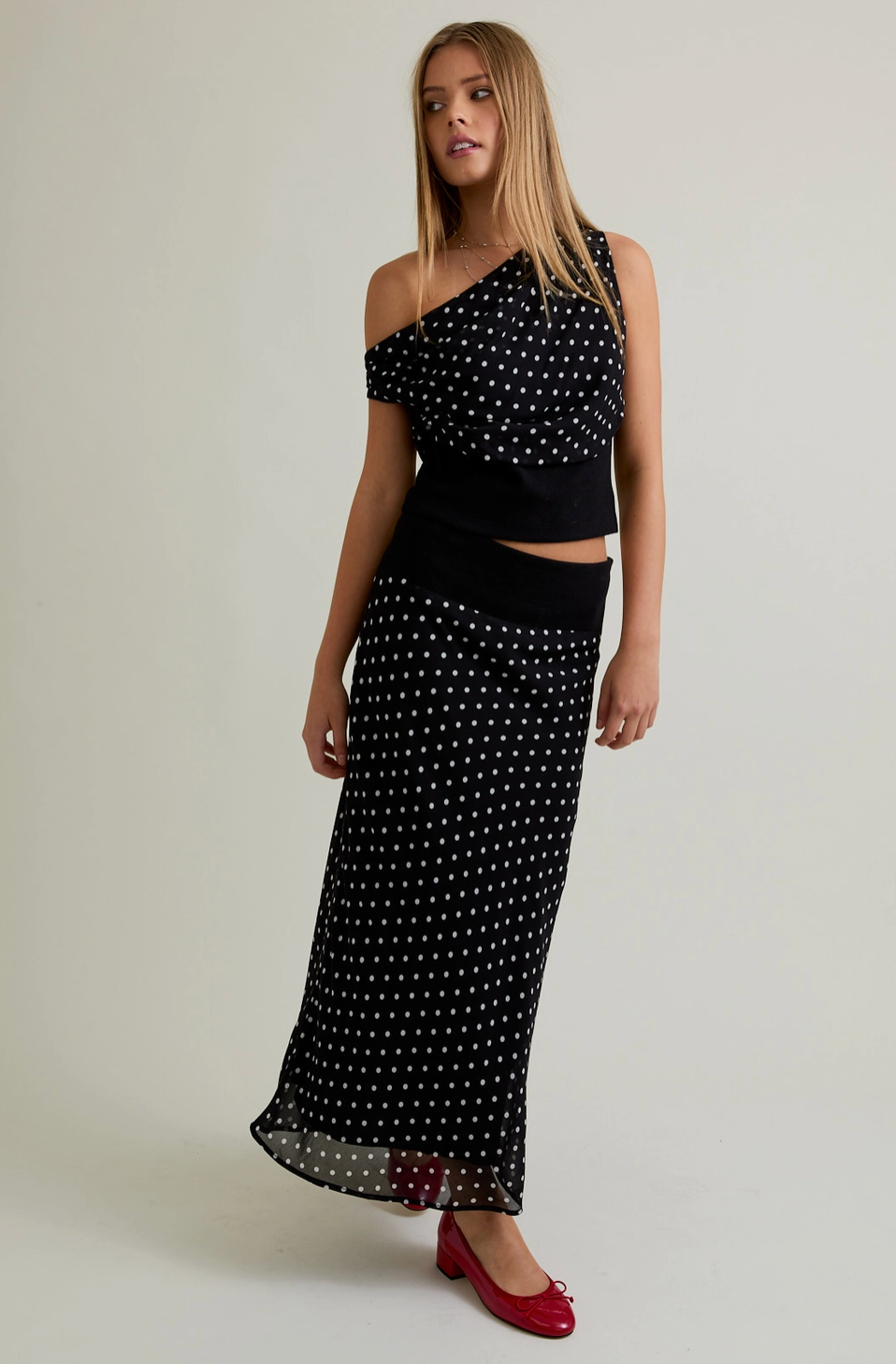 COWL NECK POLKA DOT RIB FINISHED TOP