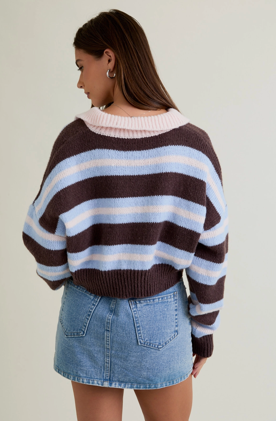COLLARED STRIPE CROP SWEATER