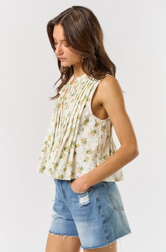 Front Tie Slvless Top