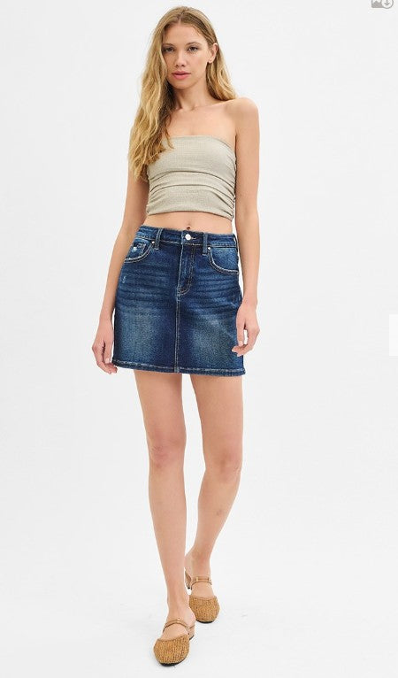 Mid Rise Fit Mini Skirt