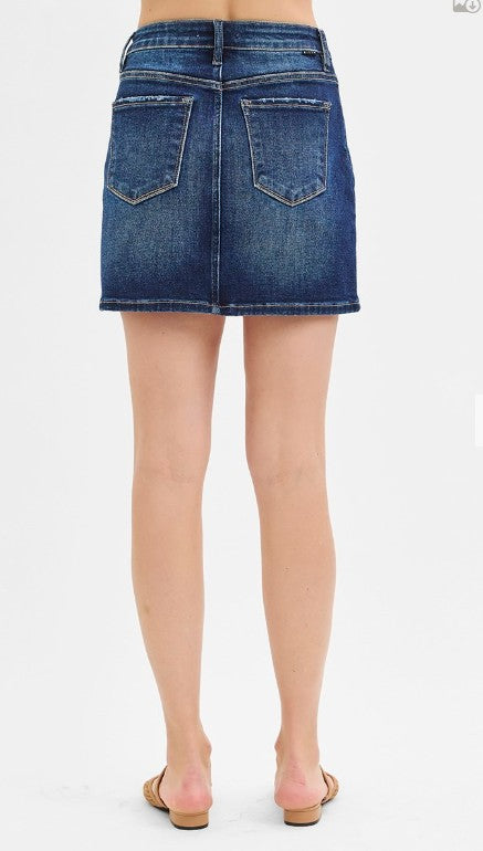 Mid Rise Fit Mini Skirt