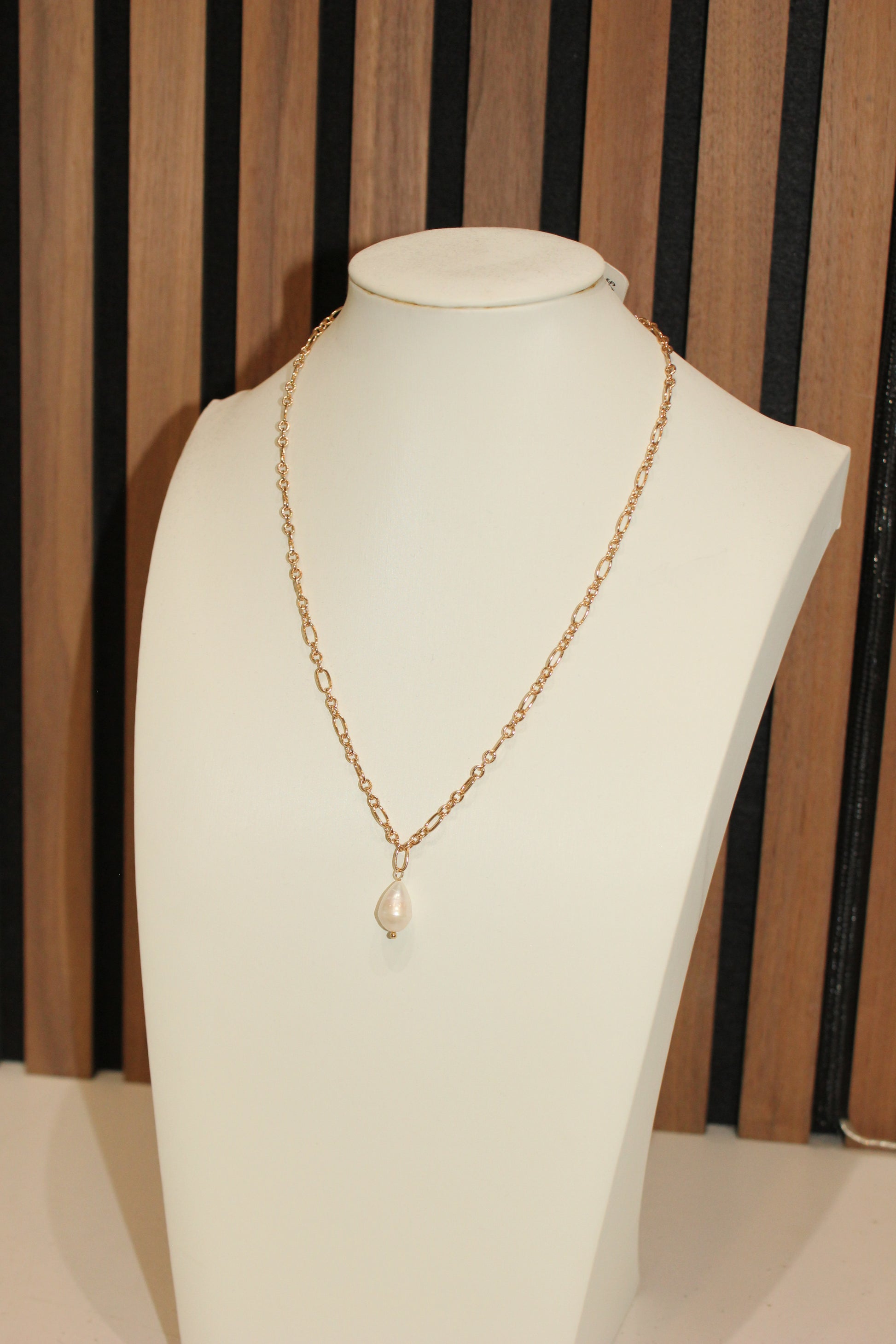 Gold Pearl Necklace