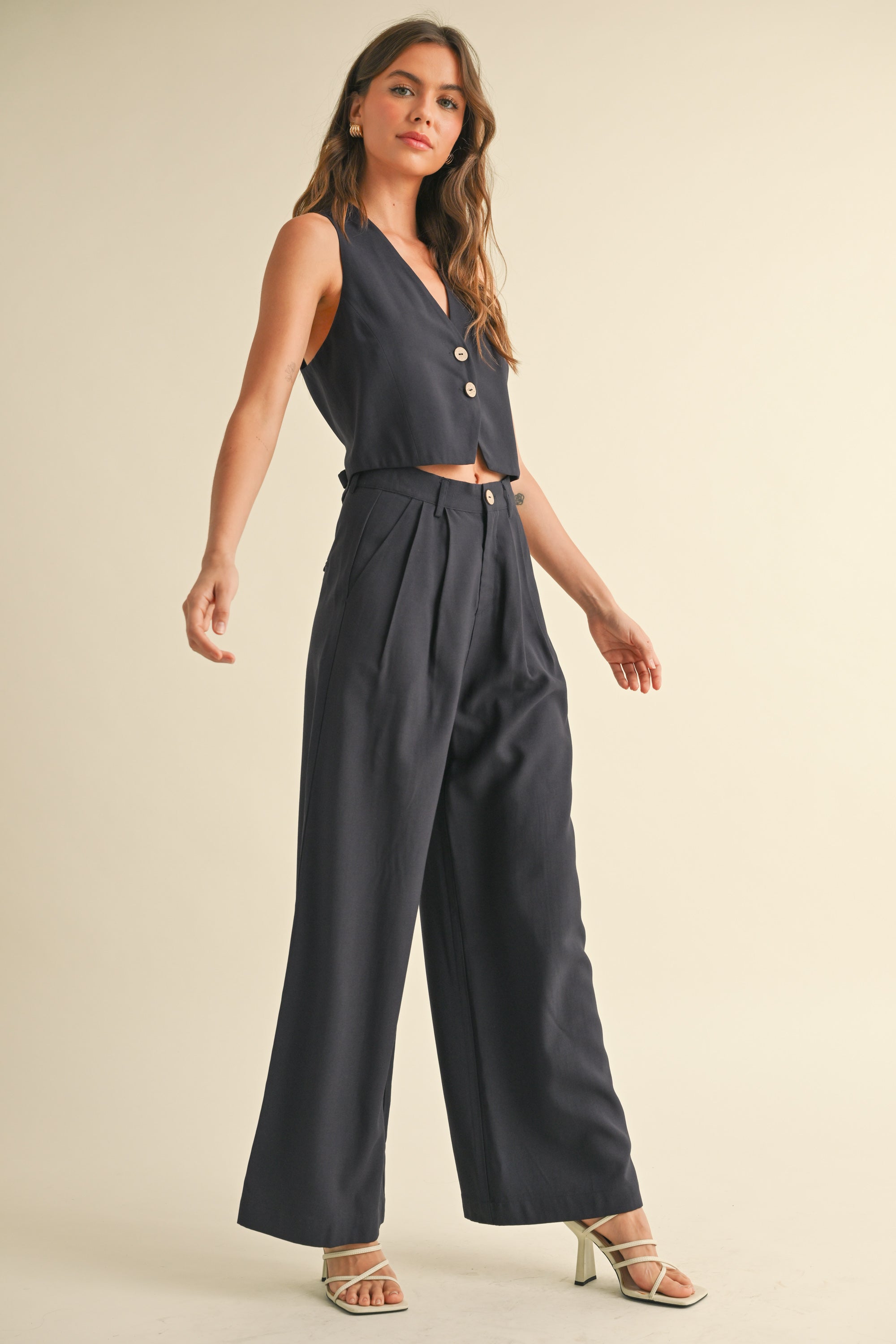 Highwaisted Wideleg Trousers