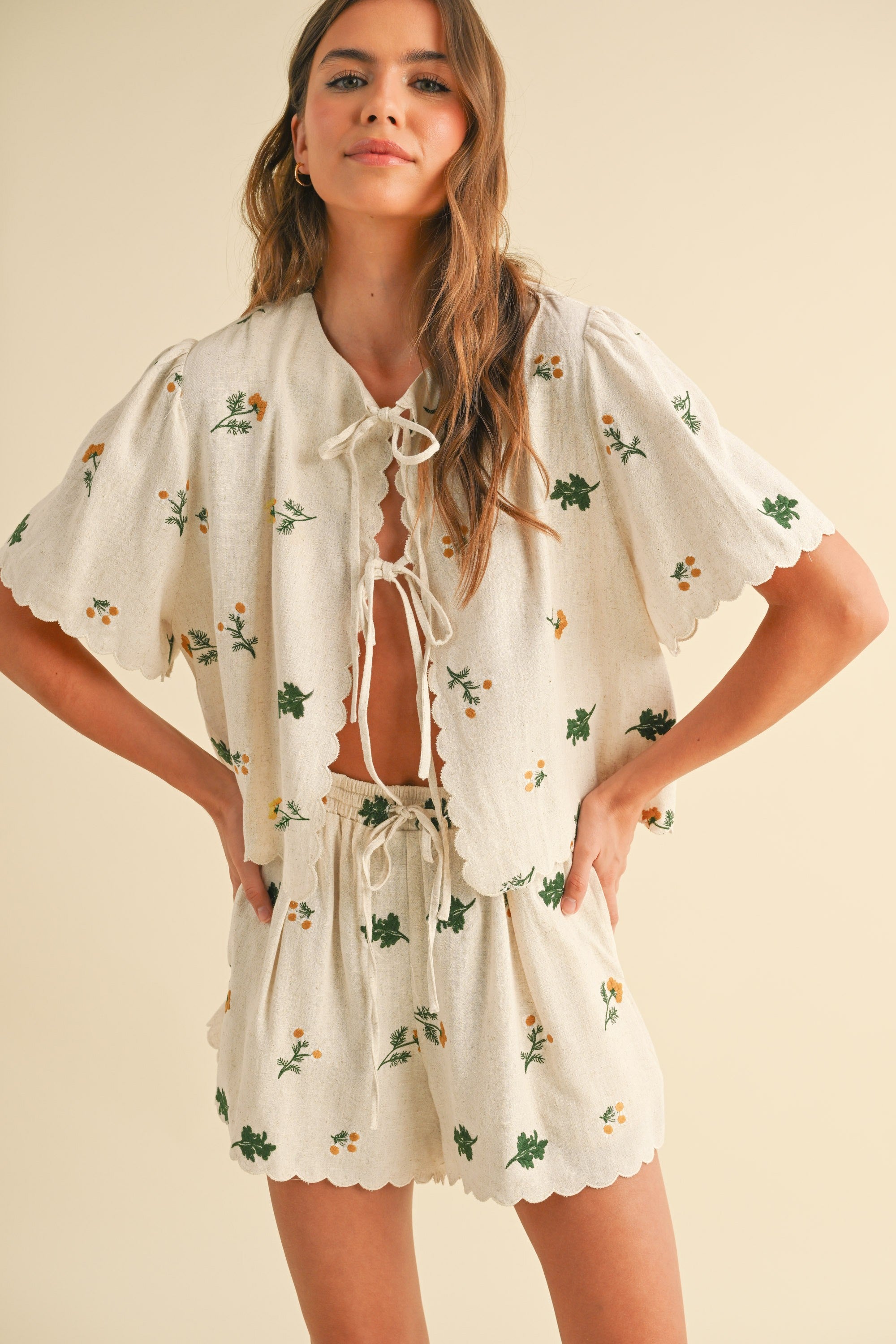 Floral Embroidery Linen Shorts