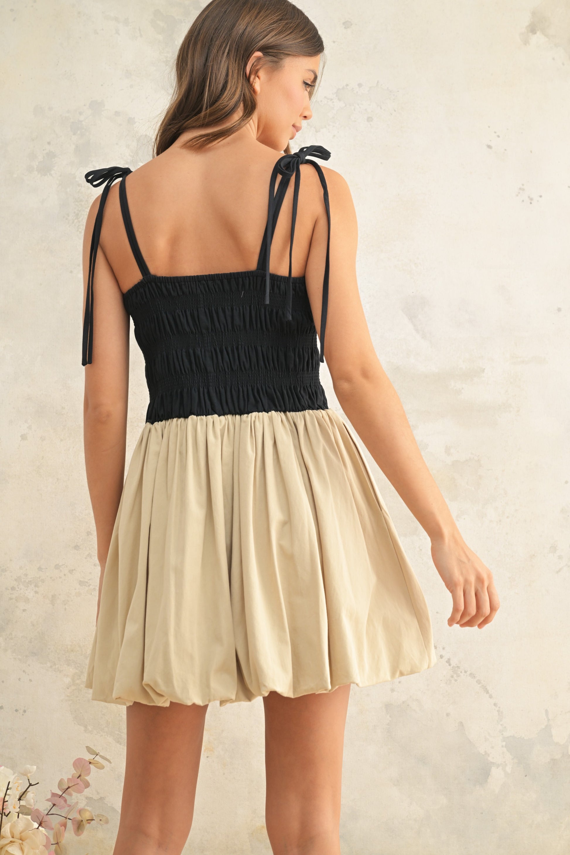 Contrased Top Ballon Dress